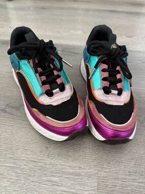 Women’s 6 Kirk Geiger Shoes